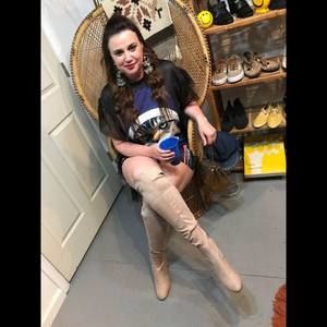 Meet your Posher, Amy